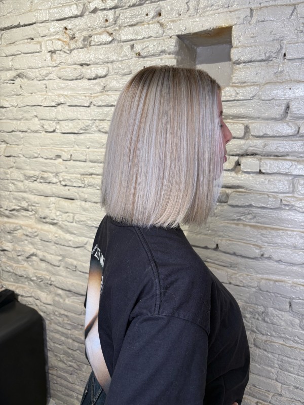 avant après coupe carre babylight blond glacé 